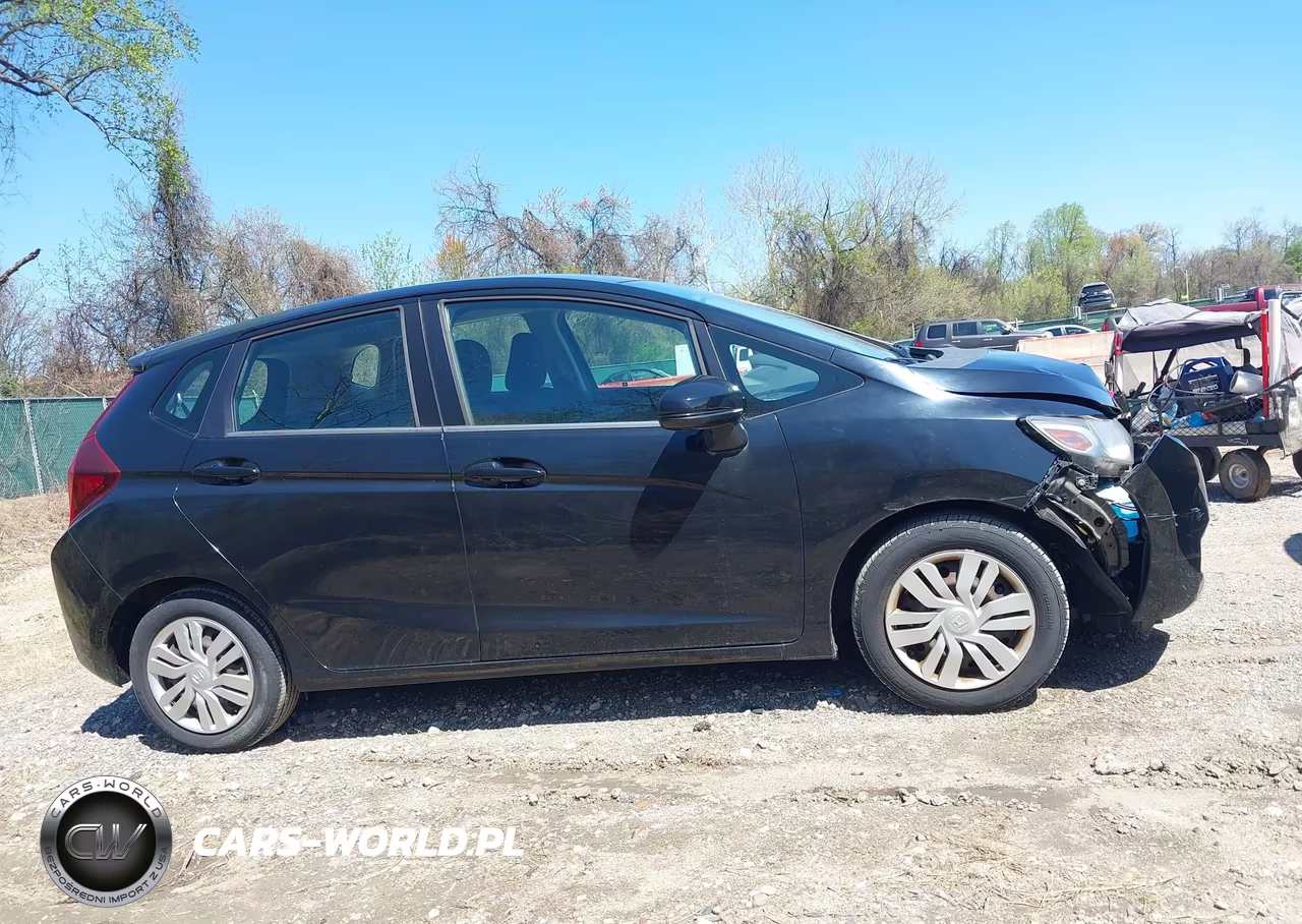 2017 Honda Fit Lx VIN:3HGGK5H58HM705354 - 13