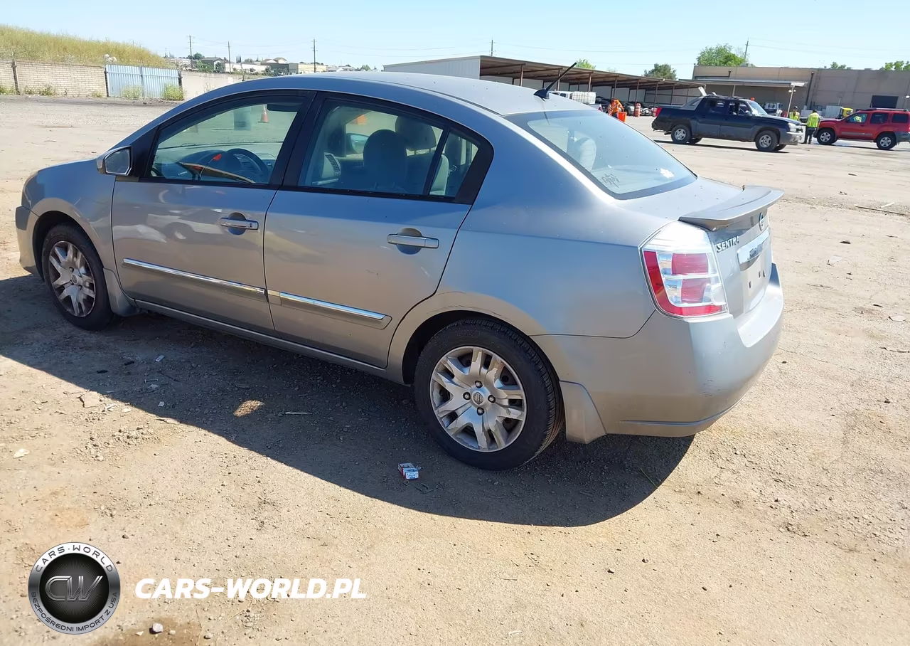 2011 Nissan Sentra 2.0S VIN:3N1AB6APXBL660097 - 3