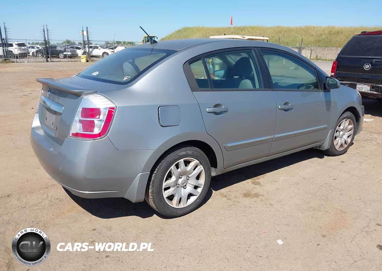 2011 Nissan Sentra 2.0S VIN:3N1AB6APXBL660097 - 4