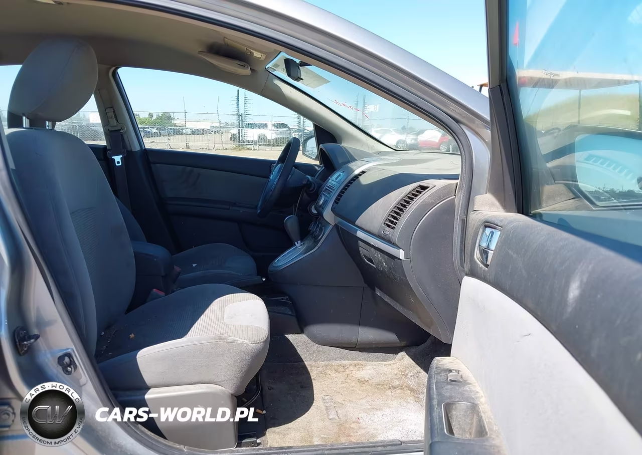 2011 Nissan Sentra 2.0S VIN:3N1AB6APXBL660097 - 5