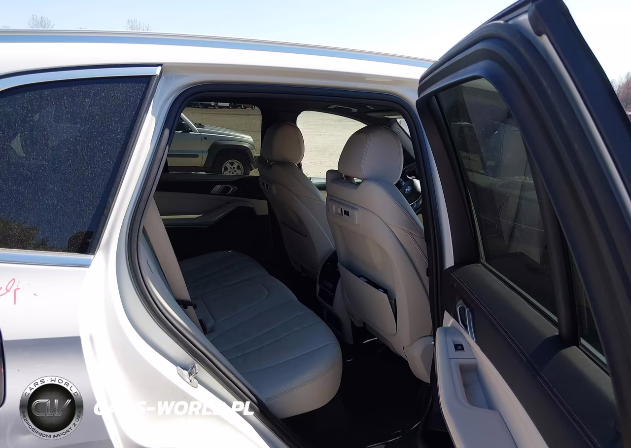 2019 BMW X5 xDrive40I VIN:5UXCR6C52KLL11510 - 8
