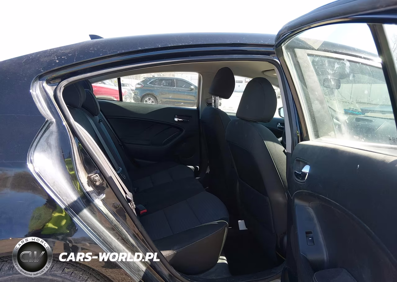 2016 Kia Forte Lx VIN:KNAFX4A67G5528841 - 8