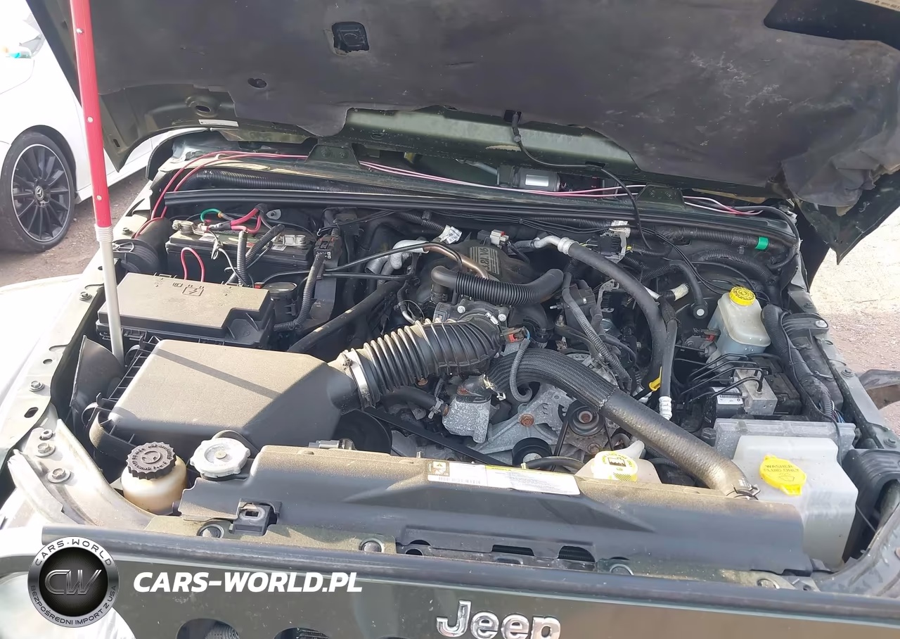 2008 Jeep Wrangler Sahara VIN:1J4FA54178L531756 - 10