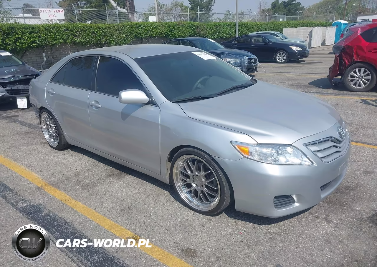 2011 Toyota Camry Le V6