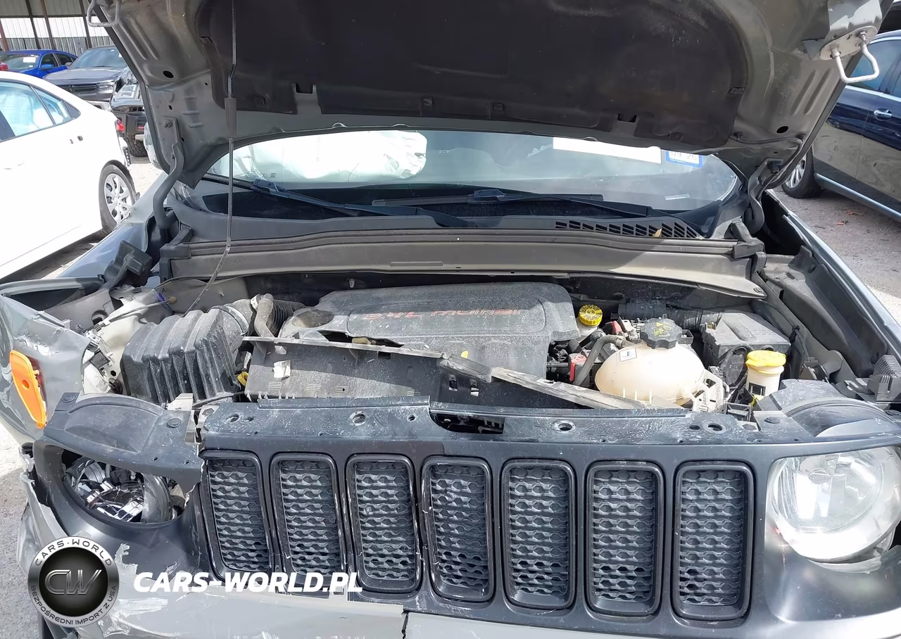 2020 Jeep Renegade Altitude 4X4 VIN:ZACNJBBB1LPL32134 - 10