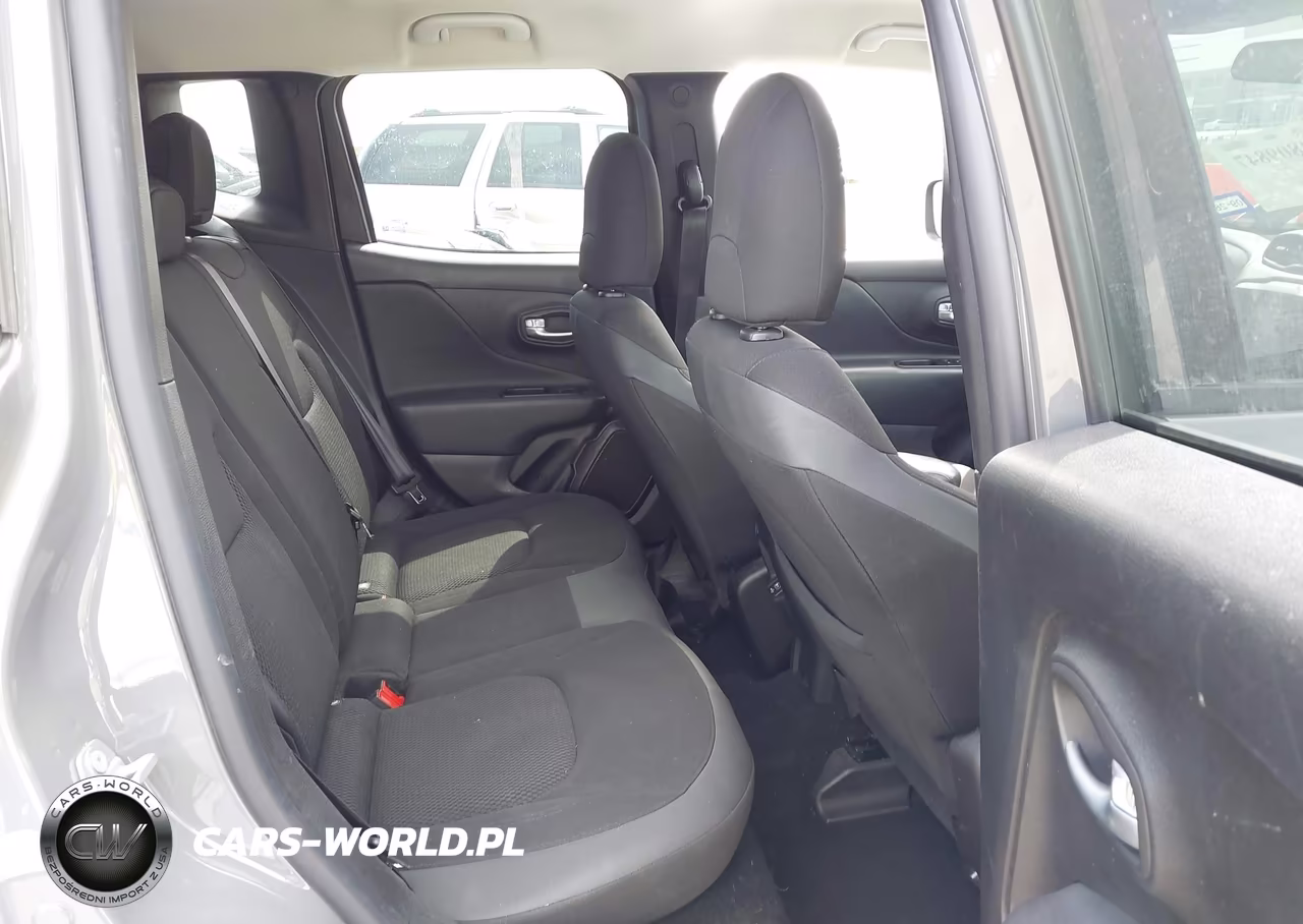 2020 Jeep Renegade Altitude 4X4 VIN:ZACNJBBB1LPL32134 - 8