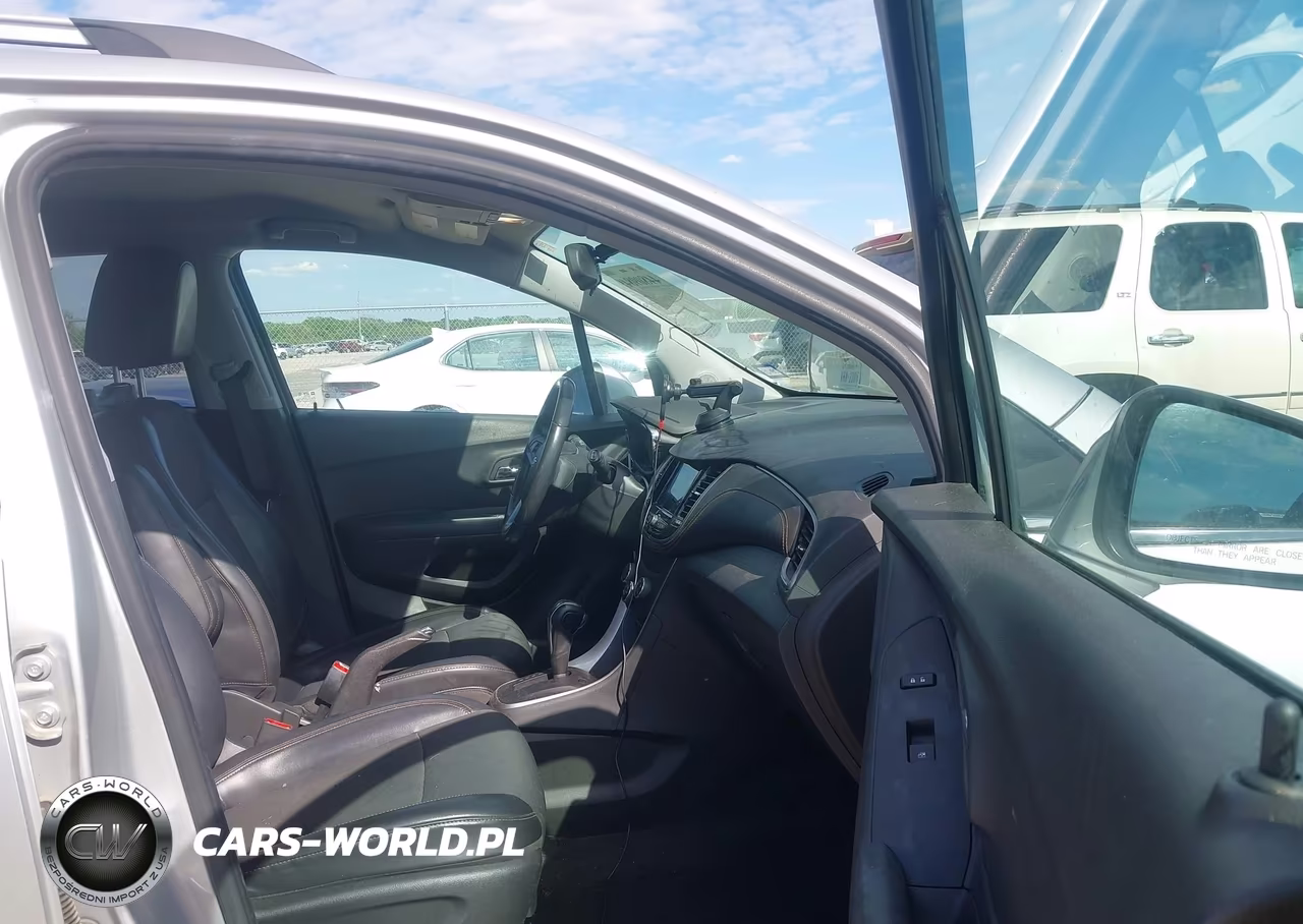 2019 Chevrolet Trax Lt VIN:KL7CJLSB9KB954826 - 4