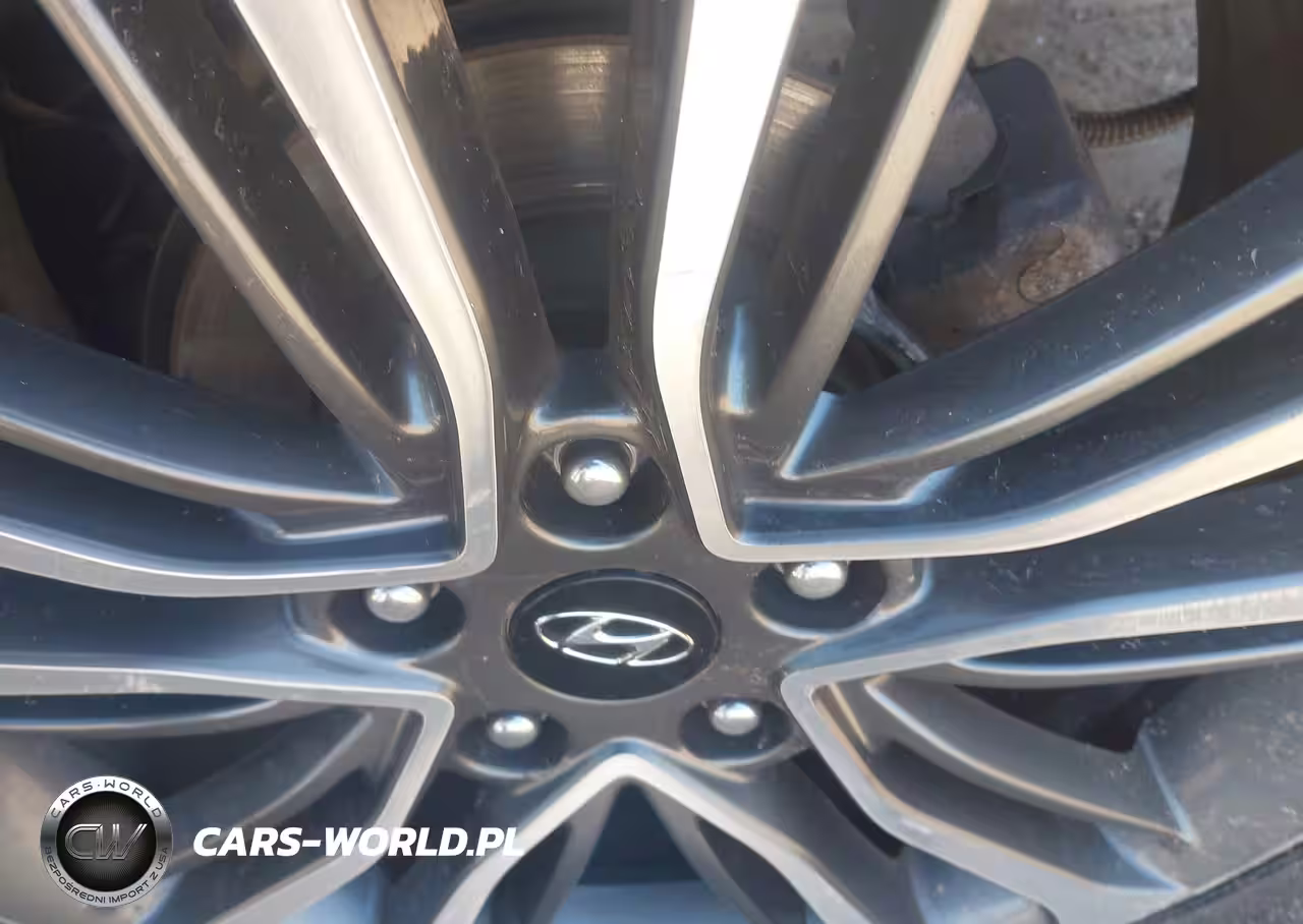 2016 Hyundai Veloster Turbo VIN:KMHTC6AE1GU262240 - 11