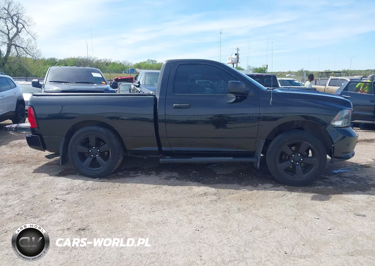 2017 Ram 1500 Express 4X2 6'4 Box VIN:3C6JR6AG9HG563376 - 13