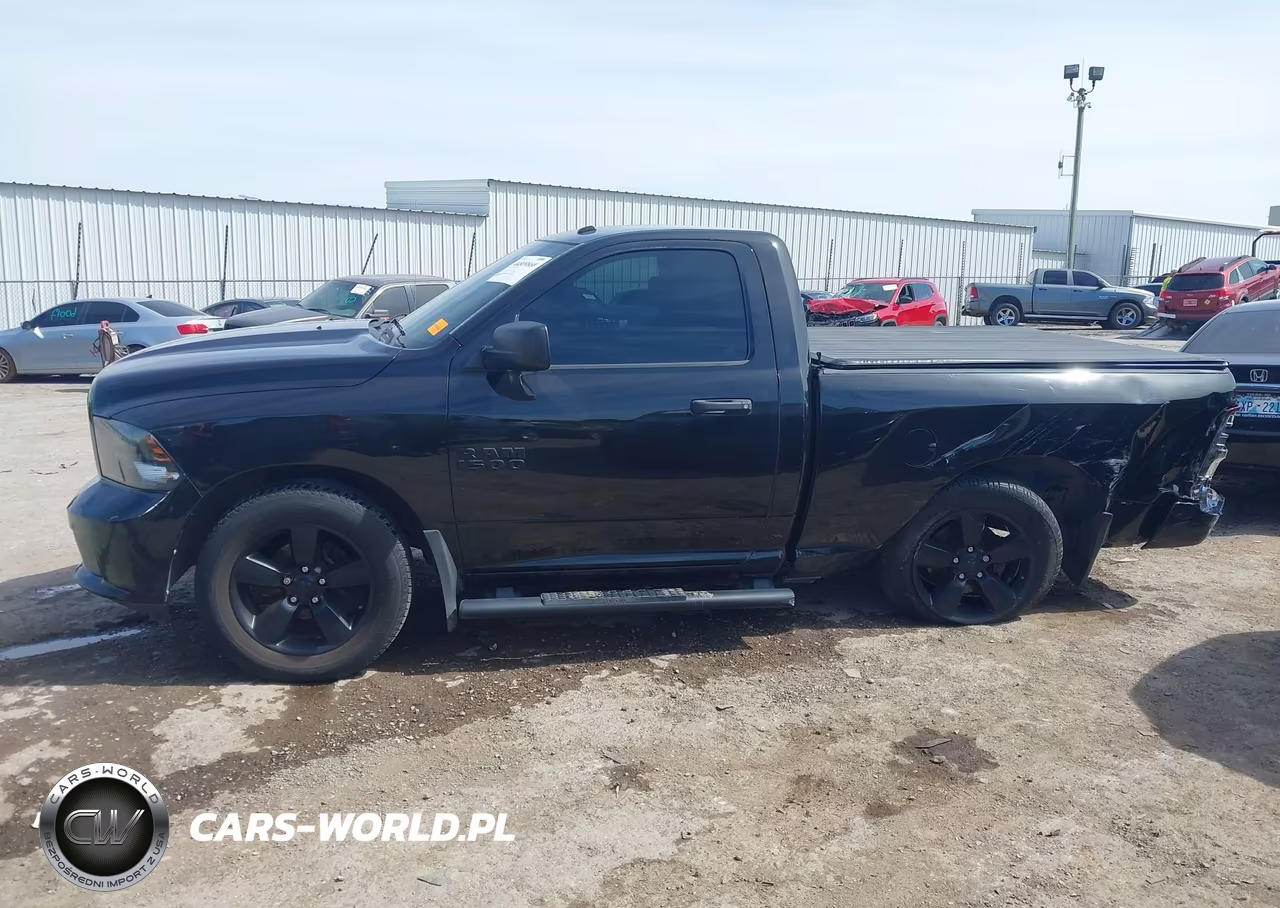 2017 Ram 1500 Express 4X2 6'4 Box VIN:3C6JR6AG9HG563376 - 14