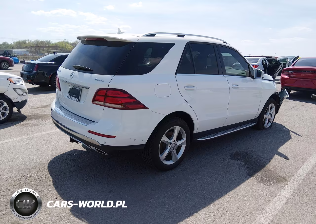 2016 Mercedes-Benz Gle 350 4Matic VIN:4JGDA5HB9GA793817 - 4