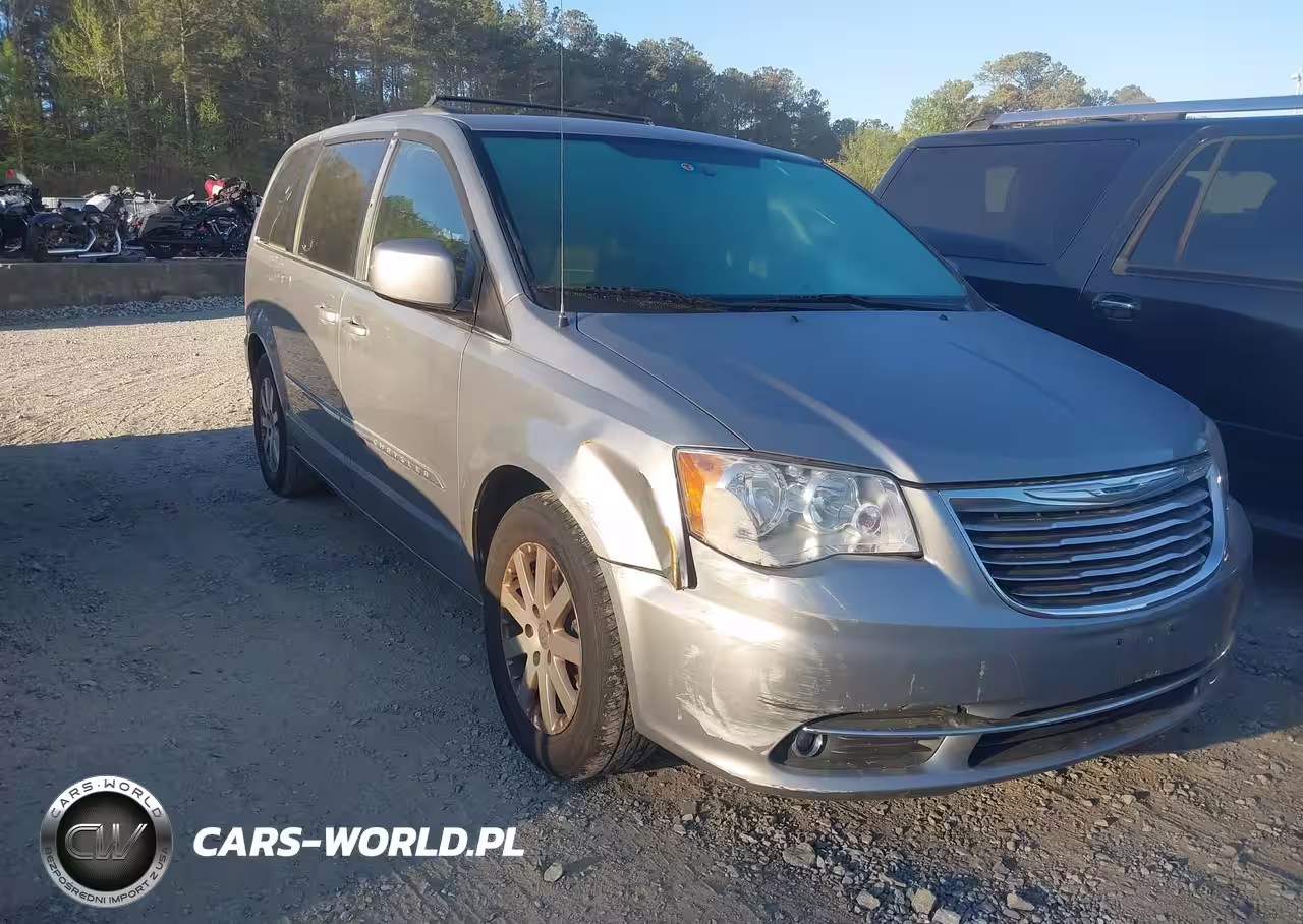 2015 Chrysler Town & Country Touring