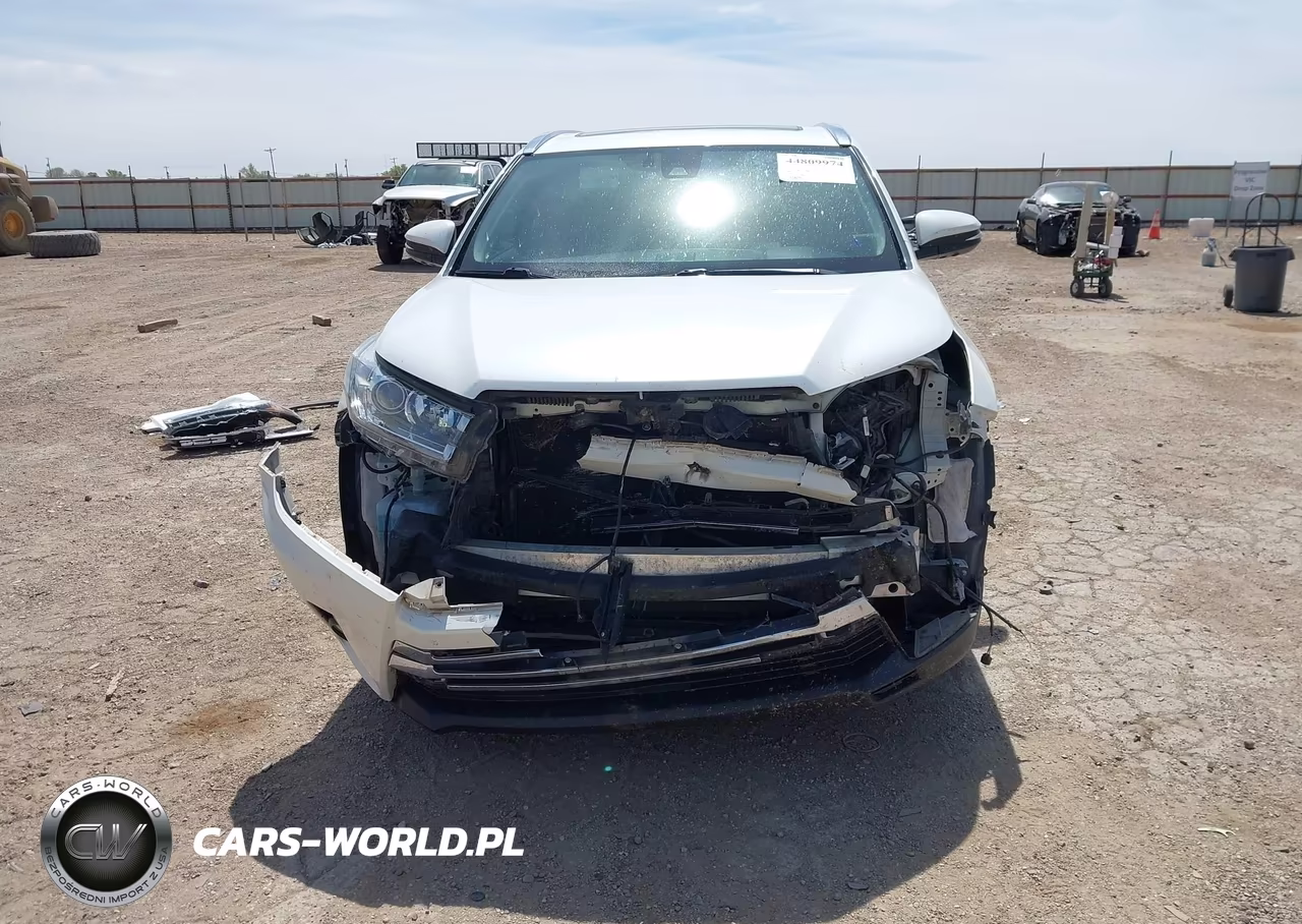 2017 Toyota Highlander Limited Platinum VIN:5TDDZRFH8HS362322 - 13