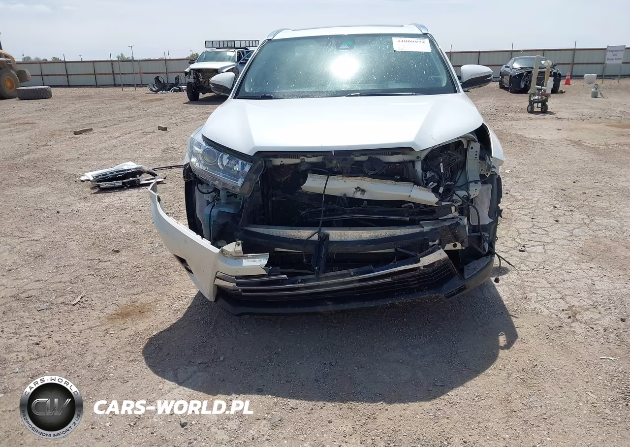 2017 Toyota Highlander Limited Platinum VIN:5TDDZRFH8HS362322 - 6
