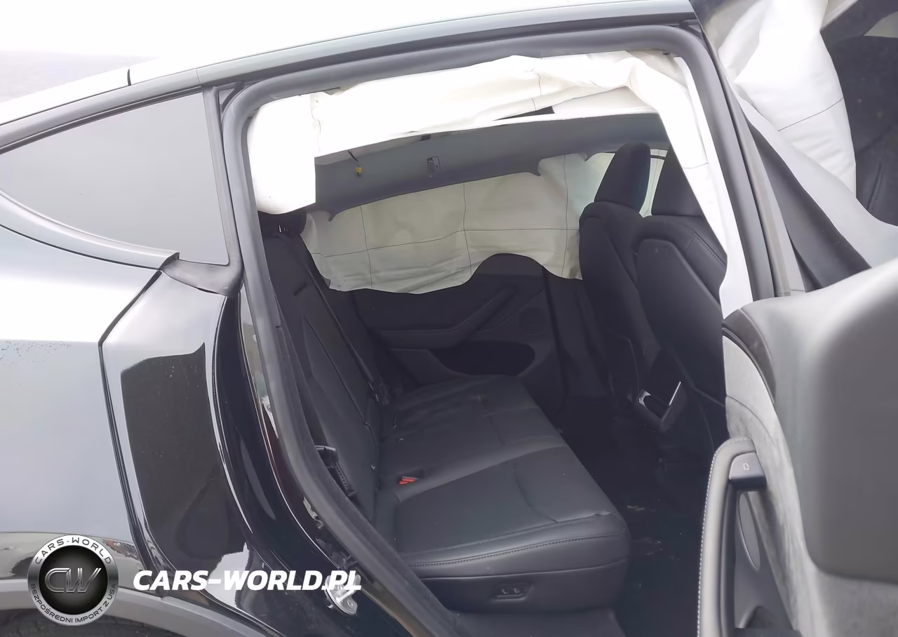 2026 Tesla Model Y All-Wheel Drive-Long Range Launch Series-Premium All-Wheel Drive VIN:7SAYGDEE3TF554040 - 8