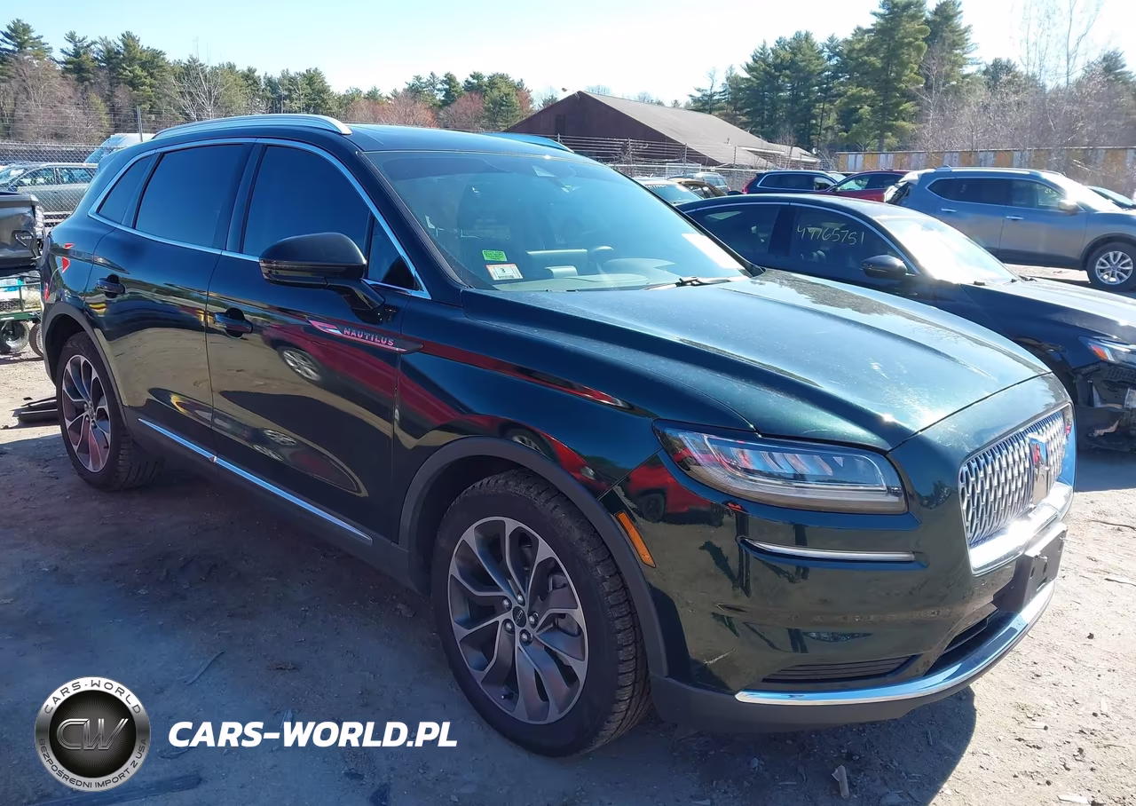 2021 Lincoln Nautilus Reserve – zdjęcie 1 z 17