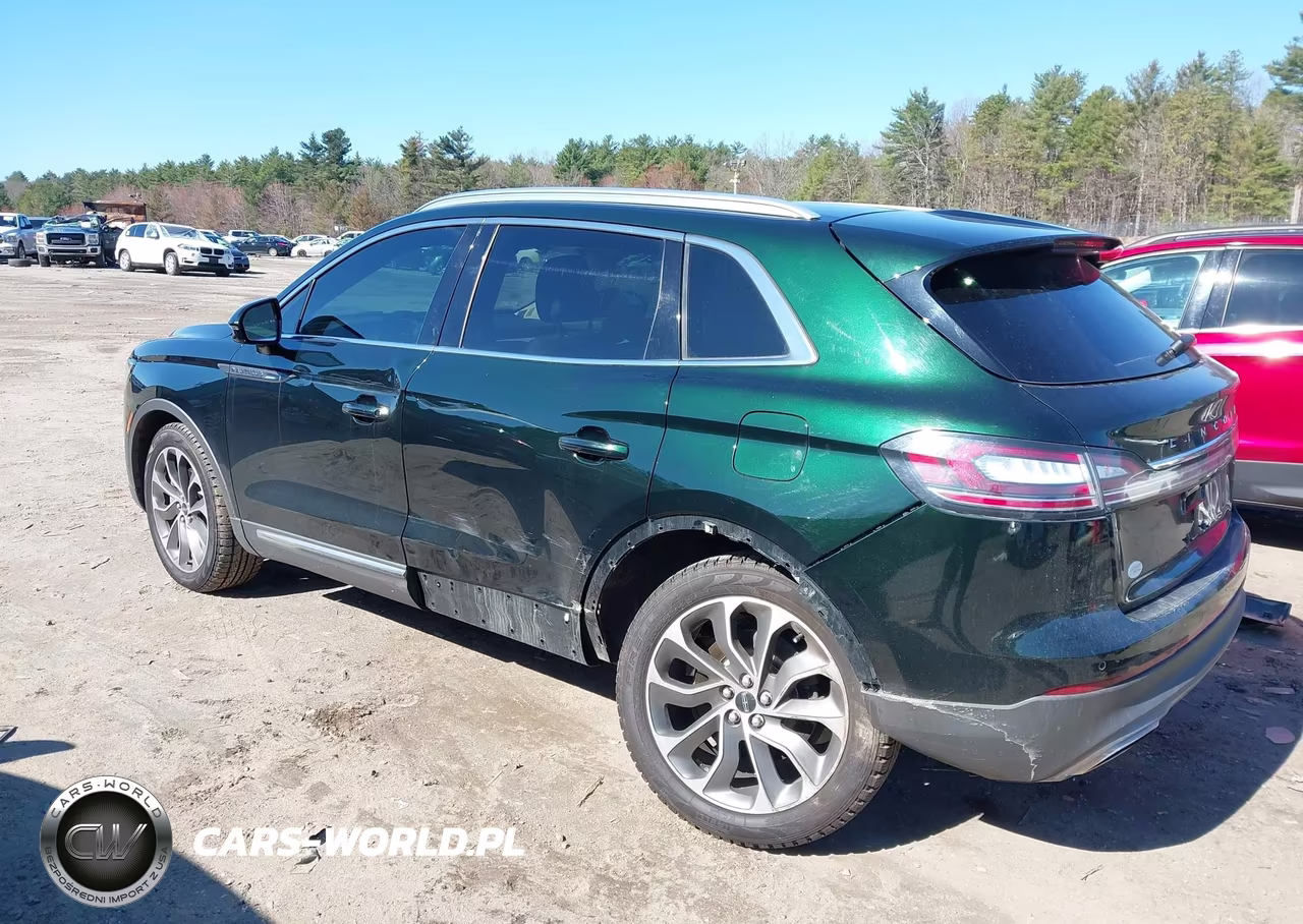 2021 Lincoln Nautilus Reserve VIN:2LMPJ8K90MBL01121 - 3