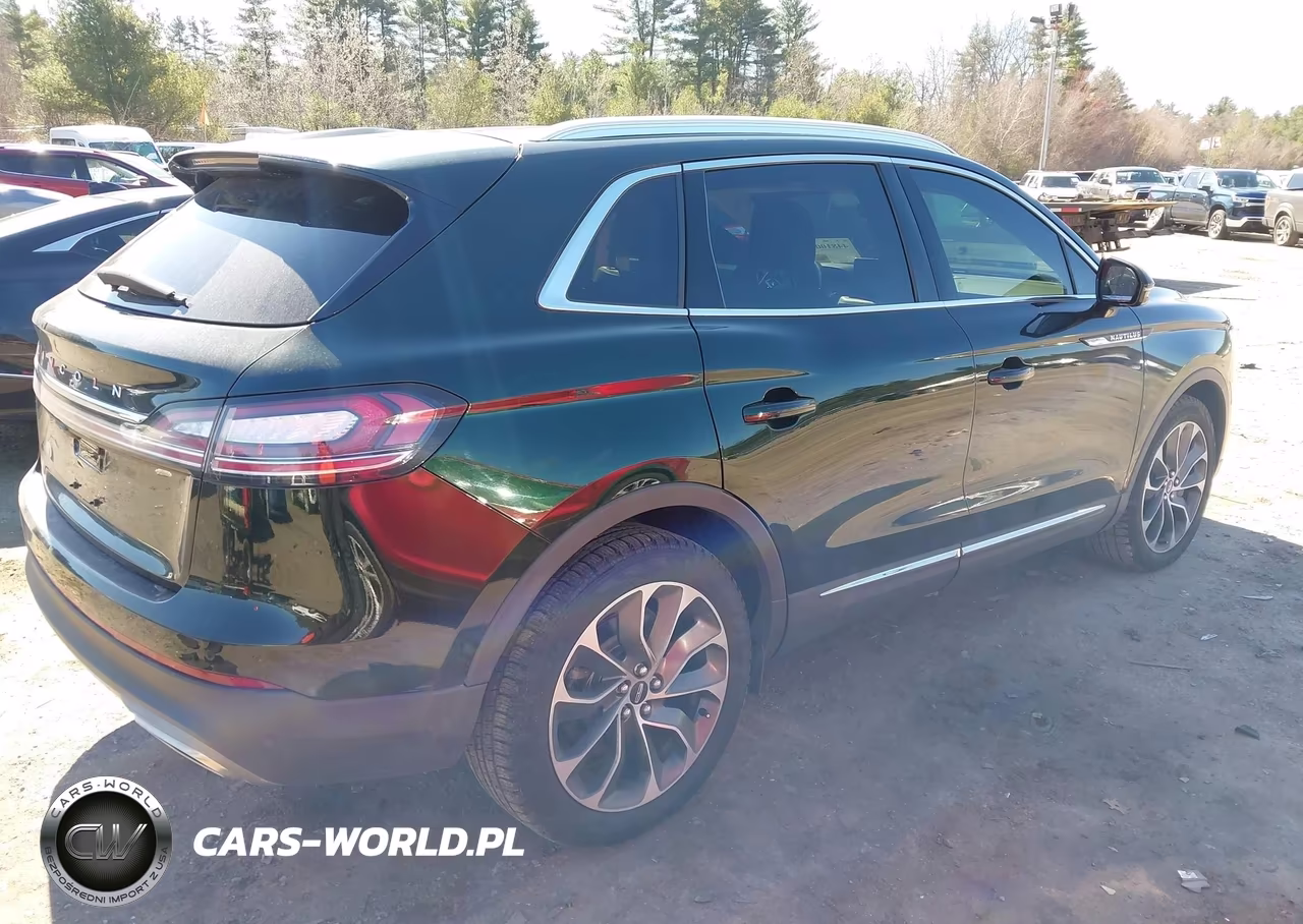 2021 Lincoln Nautilus Reserve VIN:2LMPJ8K90MBL01121 - 4