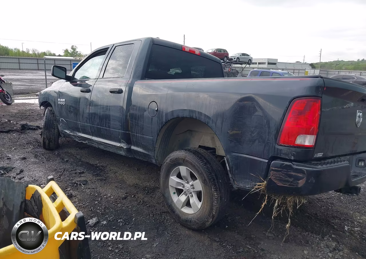 2017 Ram 1500 Express 4X4 6'4 Box VIN:1C6RR7FG5HS643980 - 3