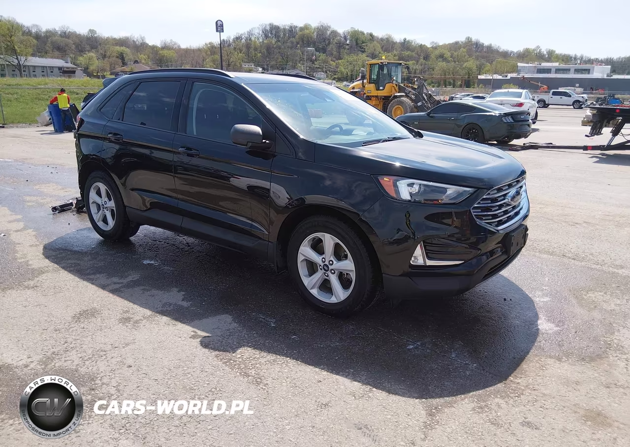 2020 Ford Edge Se