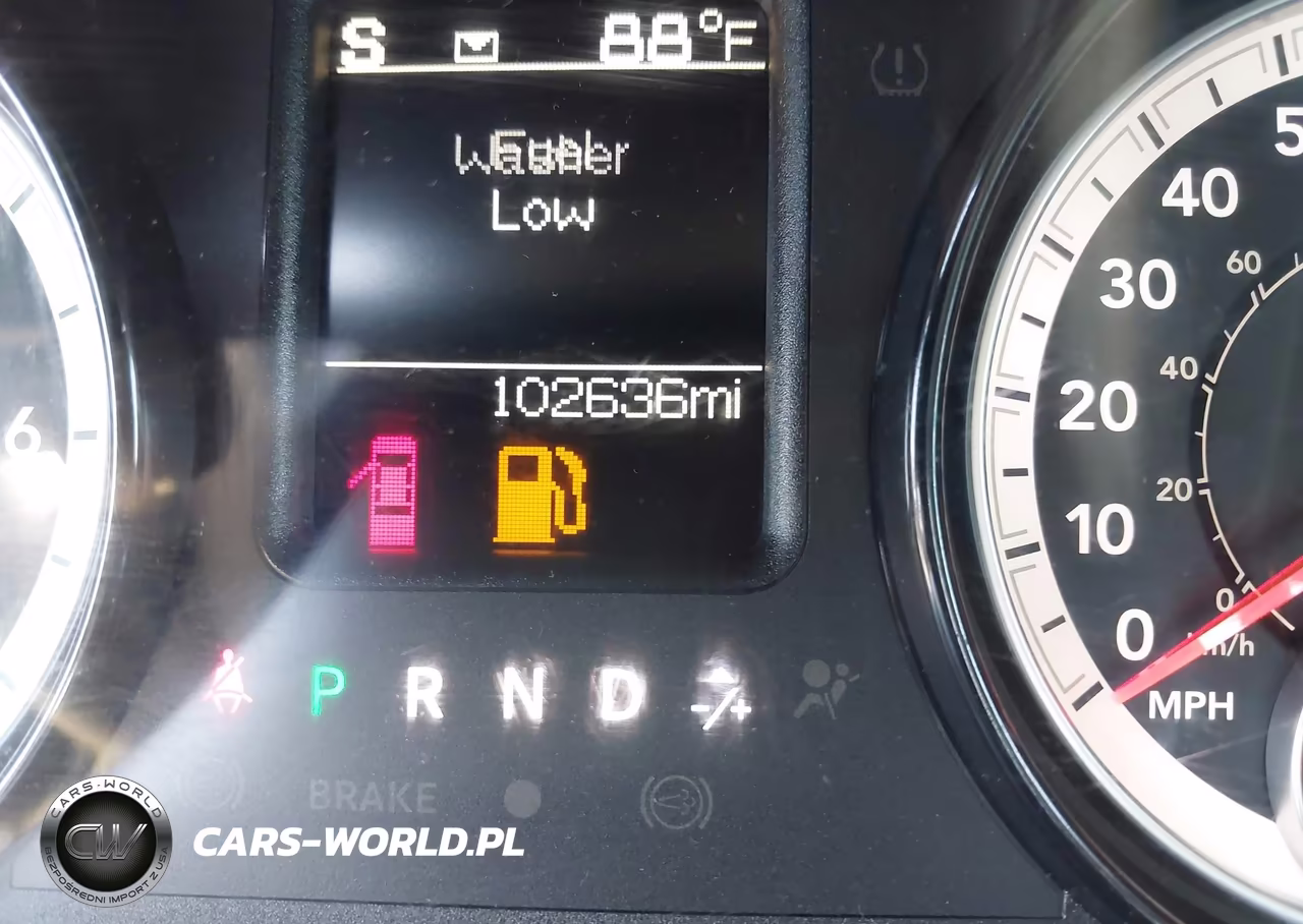 2021 Ram 1500 Classic VIN:1C6RR6FG5MS504114 - 15