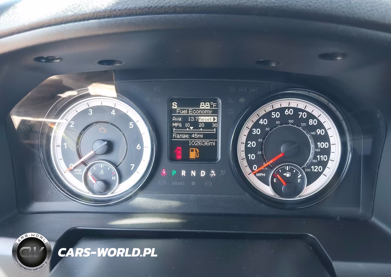 2021 Ram 1500 Classic VIN:1C6RR6FG5MS504114 - 7