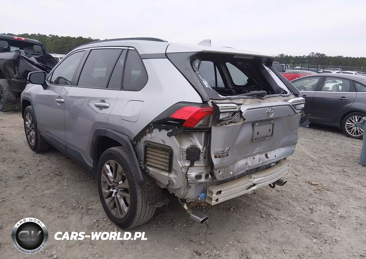 2019 Toyota Rav4 Xle Premium VIN:JTMC1RFV2KD513067 - 3