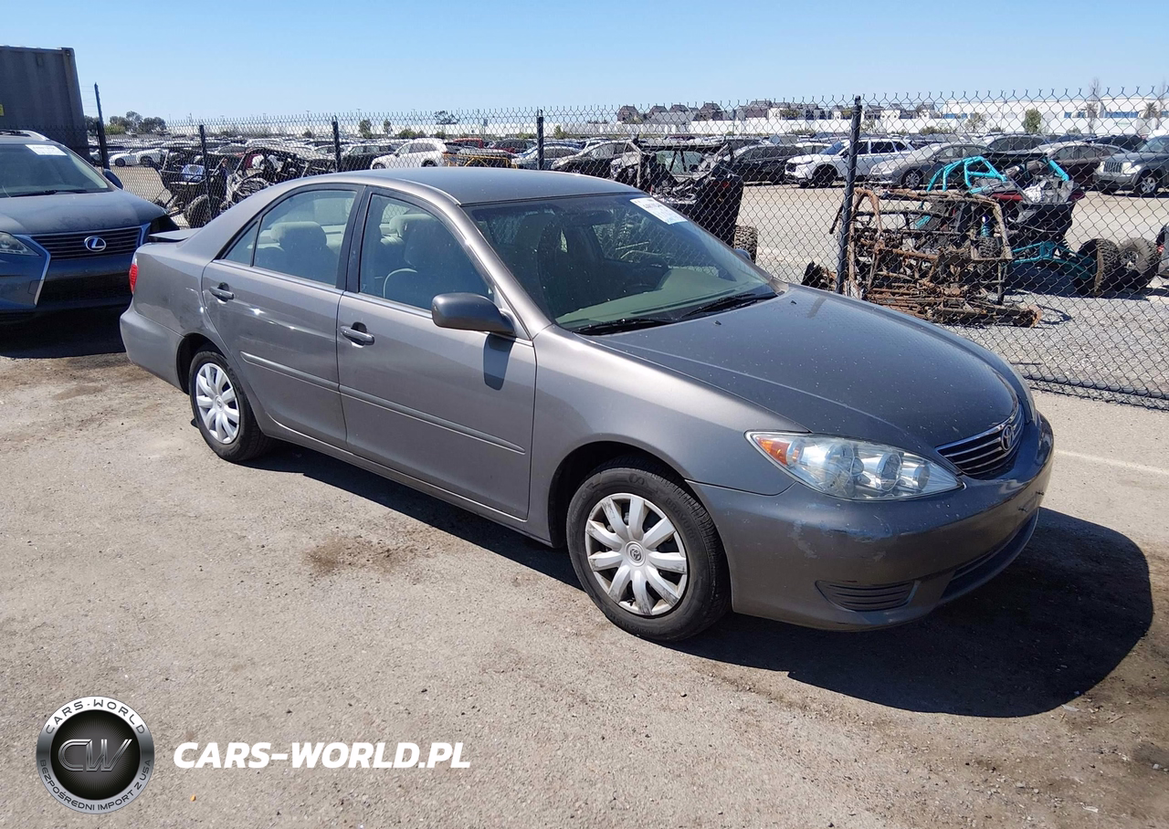 2005 Toyota Camry Le