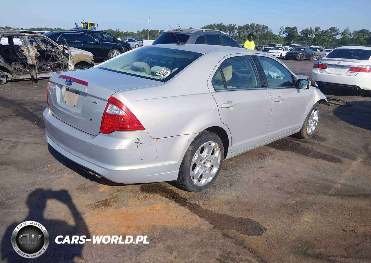 2010 Ford Fusion Se VIN:3FAHP0HA8AR157293 - 4