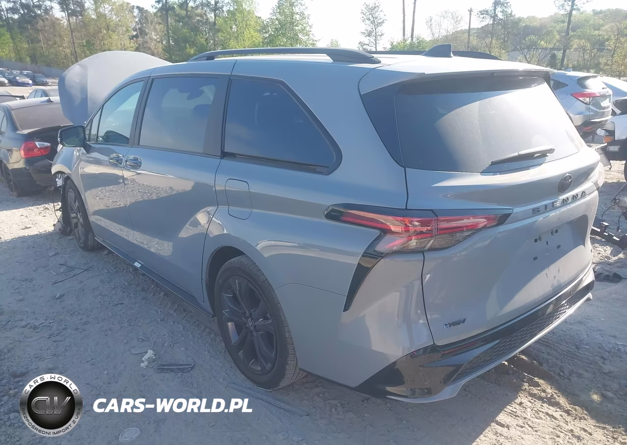 2025 Toyota Sienna Xse VIN:5TDCRKEC8SS244951 - 3