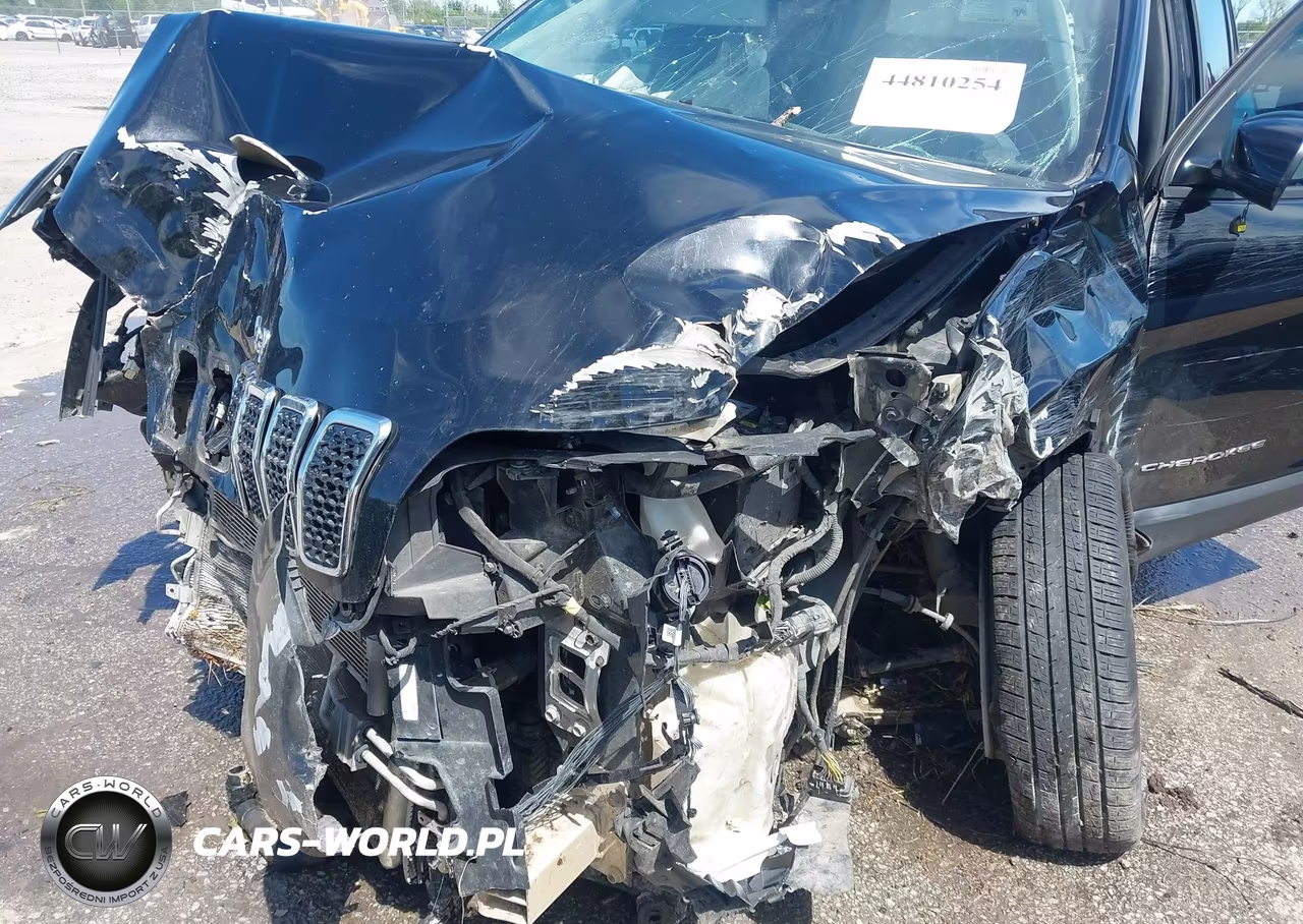 2020 Jeep Cherokee Latitude Fwd VIN:1C4PJLCB4LD503764 - 6