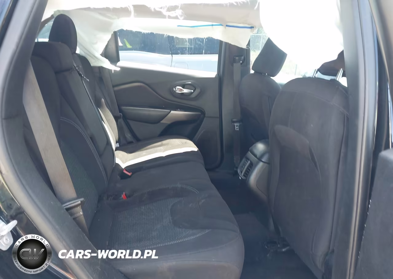 2020 Jeep Cherokee Latitude Fwd VIN:1C4PJLCB4LD503764 - 8