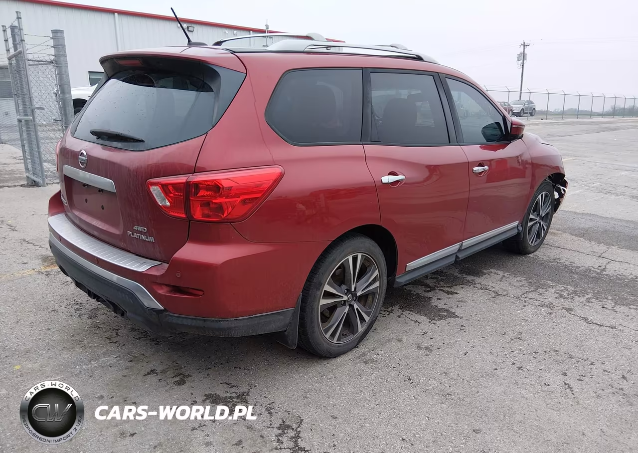 2017 Nissan Pathfinder Platinum VIN:5N1DR2MMXHC602085 - 4