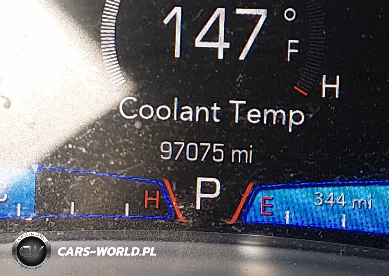 2015 Chrysler 300 300S VIN:2C3CCABG9FH921517 - 15