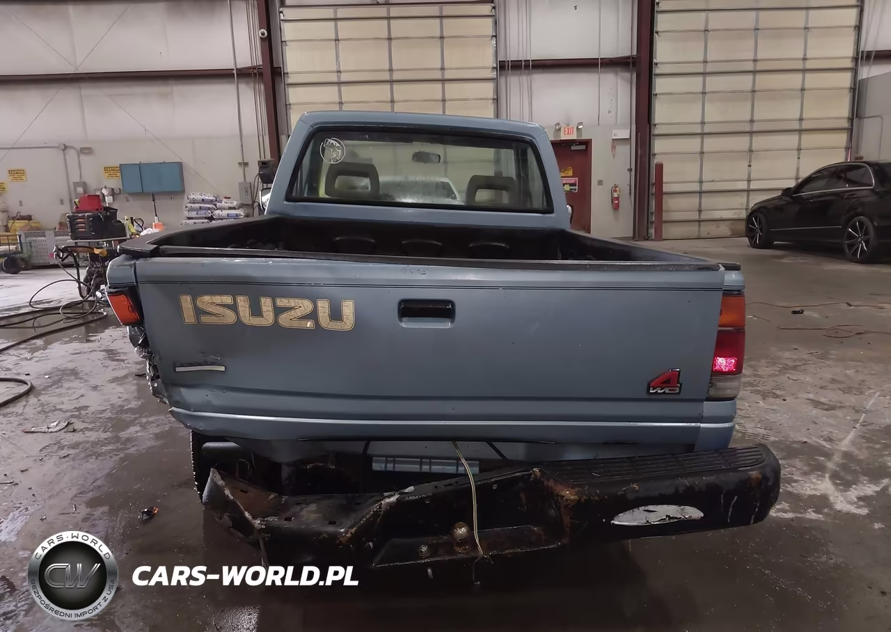 1993 Isuzu Conventional Short Wheelbase VIN:4S1CR11Z2P4214795 - 16