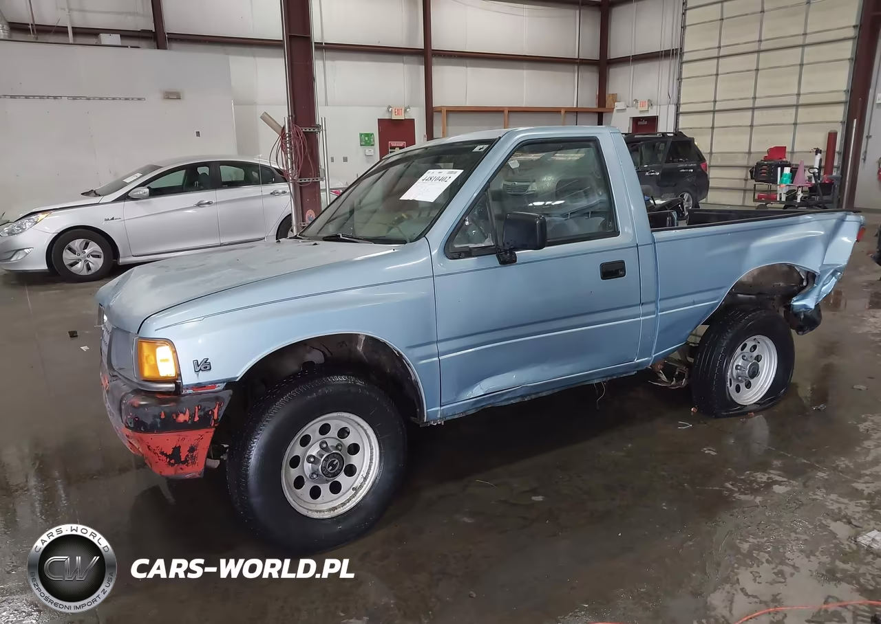 1993 Isuzu Conventional Short Wheelbase VIN:4S1CR11Z2P4214795 - 2