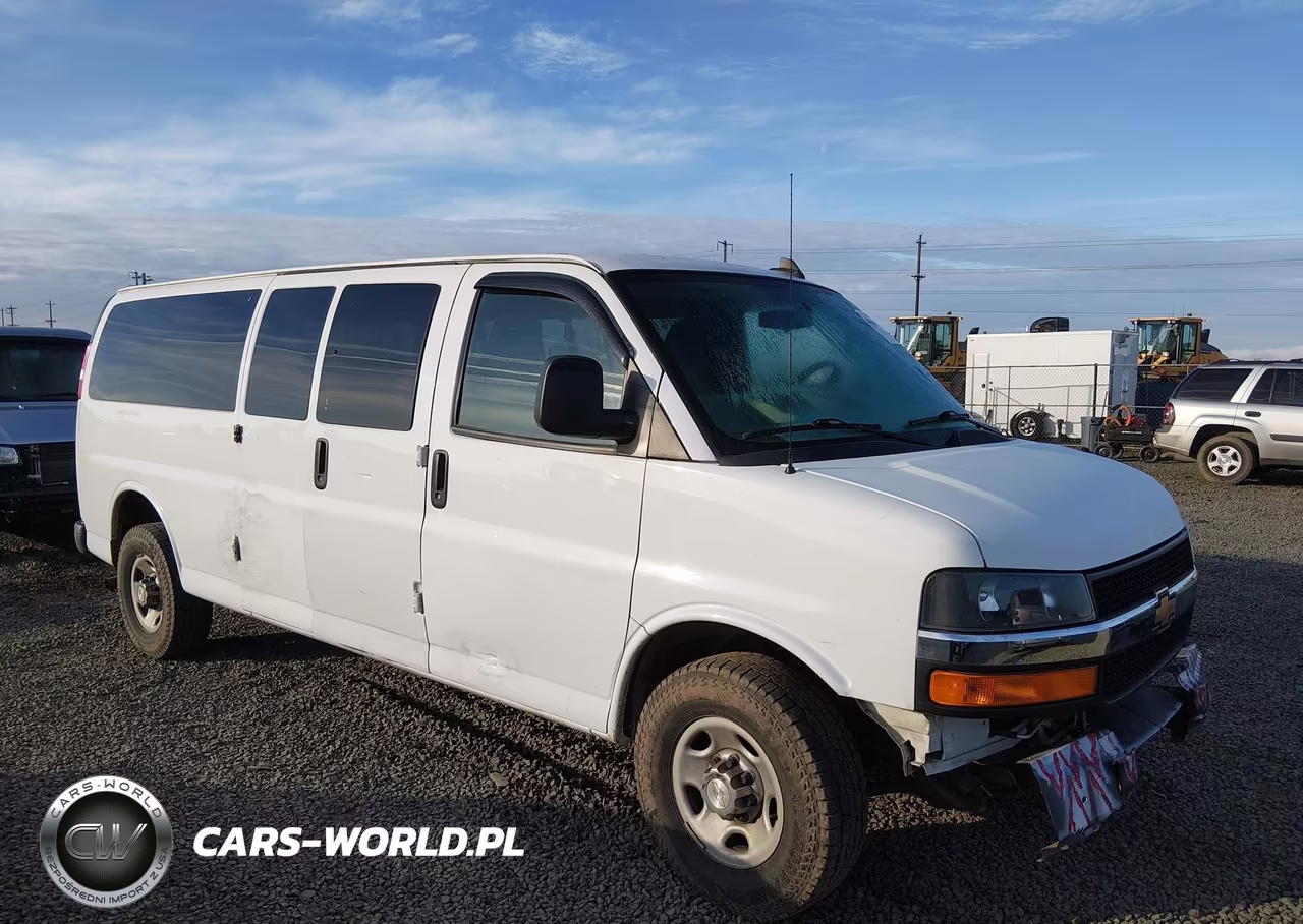 2017 Chevrolet Express 3500 Lt