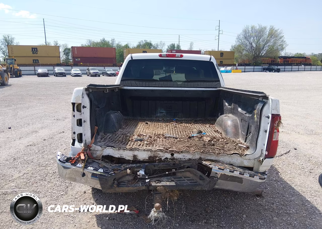 2010 Chevrolet Silverado 1500 Ls VIN:3GCRKREA0AG260239 - 17
