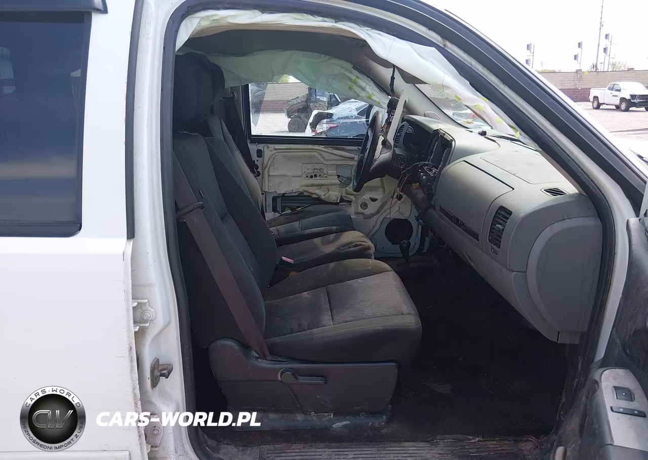 2010 Chevrolet Silverado 1500 Ls VIN:3GCRKREA0AG260239 - 5