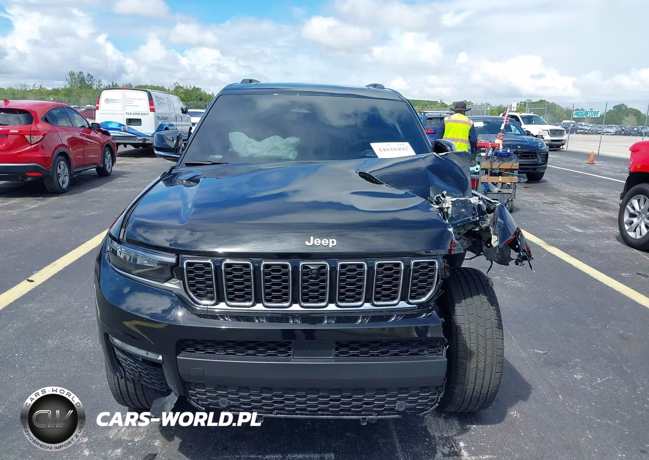 2025 Jeep Grand Cherokee L Limited 4X2 VIN:1C4RJJBG2S8676491 - 13