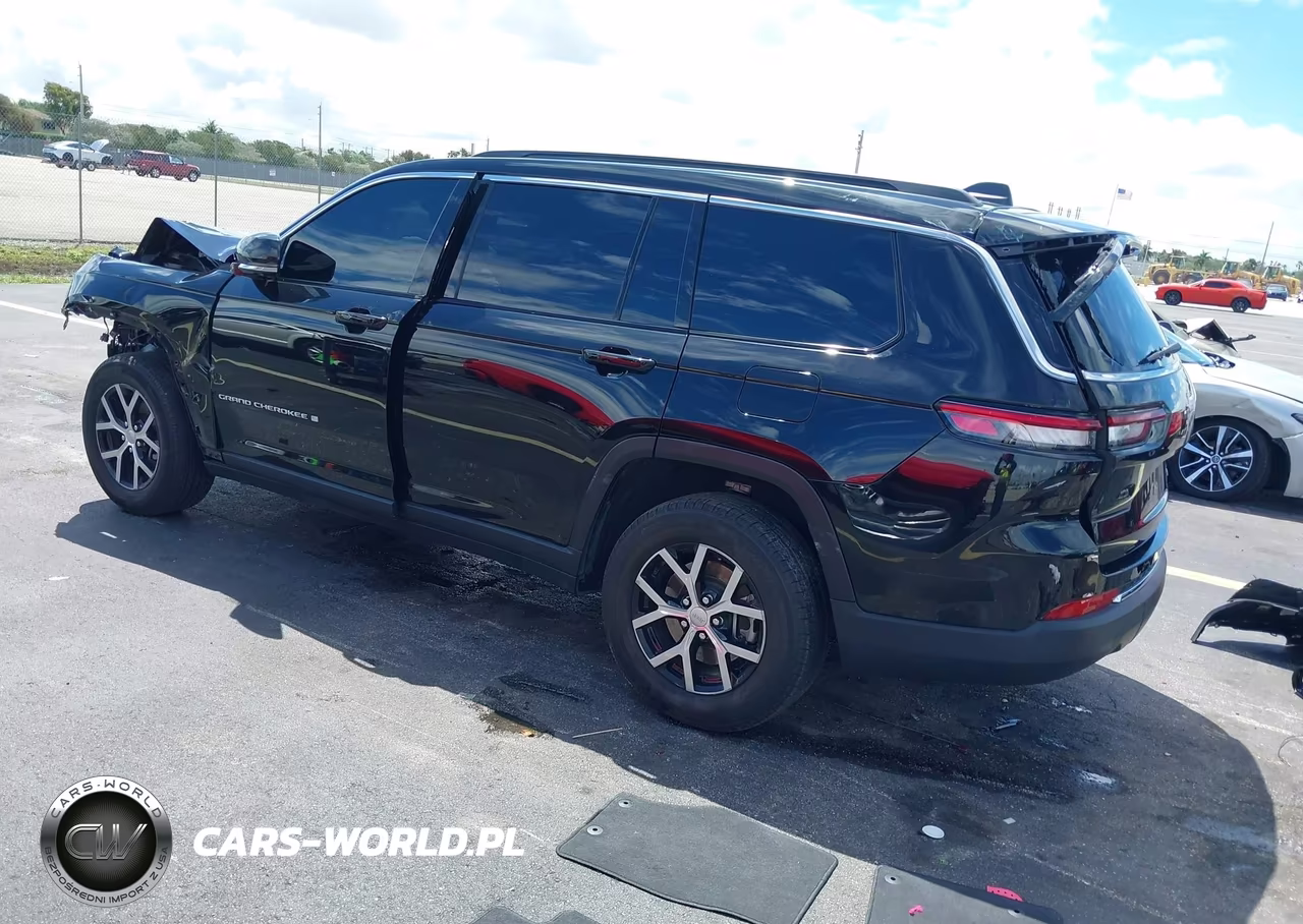 2025 Jeep Grand Cherokee L Limited 4X2 VIN:1C4RJJBG2S8676491 - 3