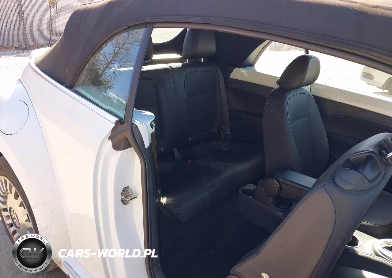 2016 Volkswagen Beetle 1.8T S VIN:3VW517AT0GM800693 - 8