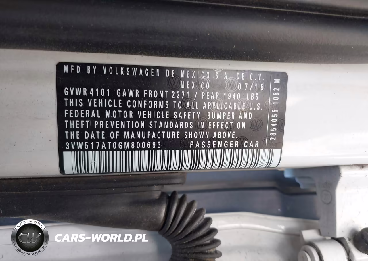 2016 Volkswagen Beetle 1.8T S VIN:3VW517AT0GM800693 - 9