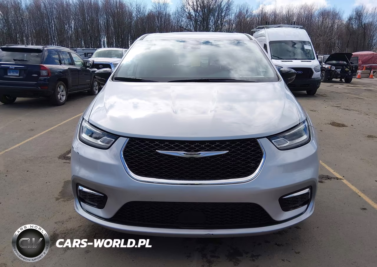 2024 Chrysler Pacifica Touring L VIN:2C4RC1BG6RR154939 - 12