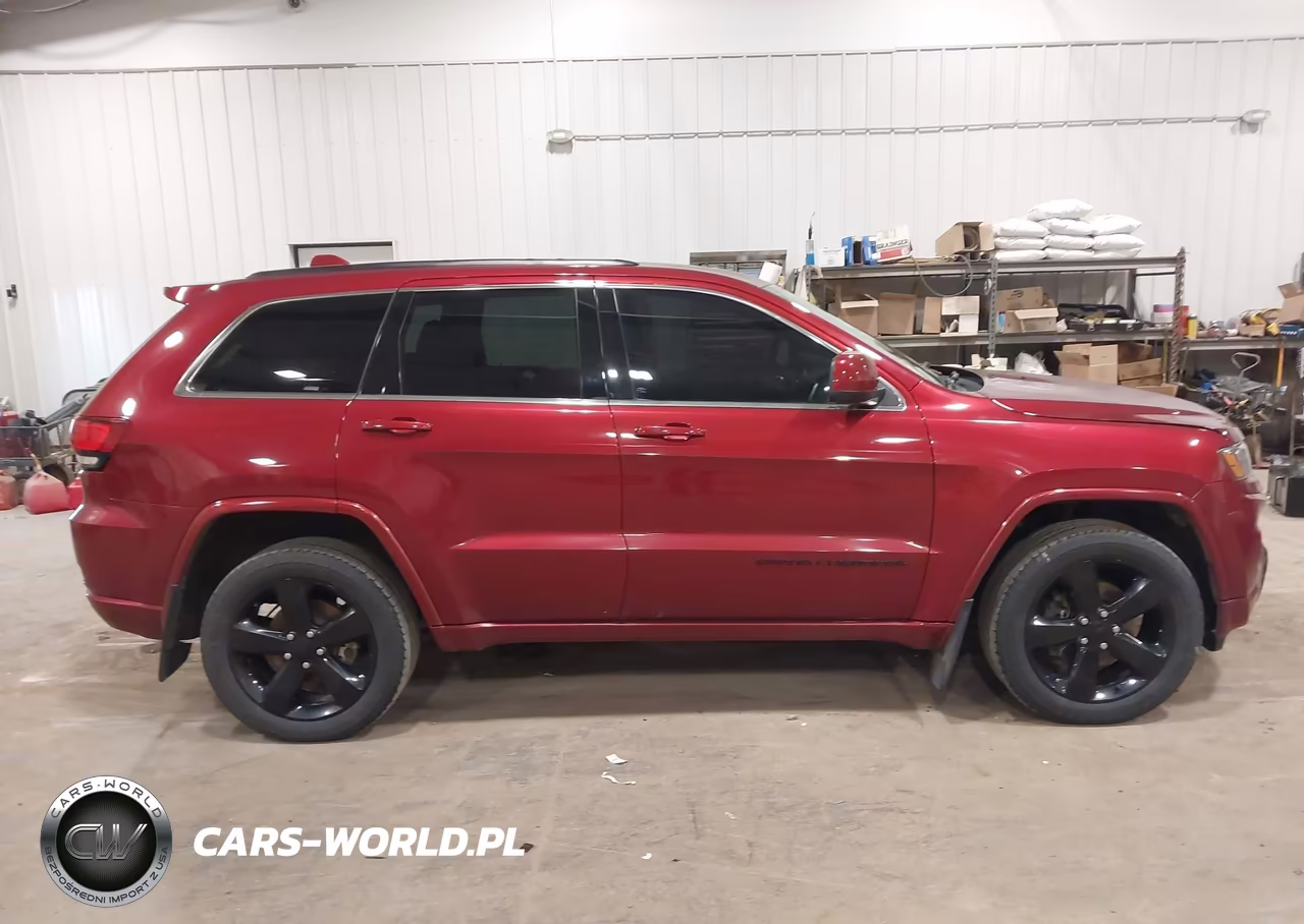 2015 Jeep Grand Cherokee Altitude VIN:1C4RJFAG2FC170886 - 13
