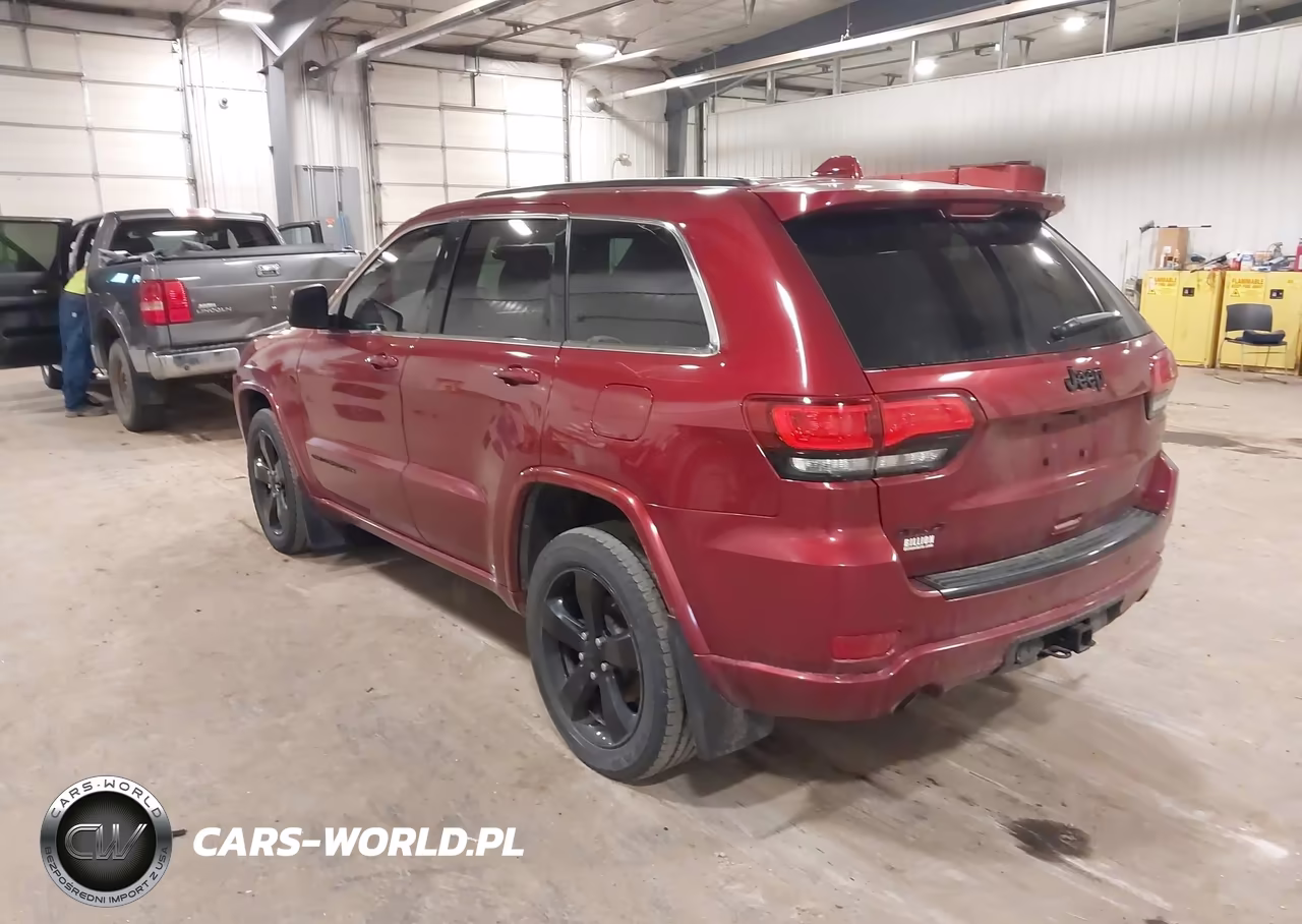 2015 Jeep Grand Cherokee Altitude VIN:1C4RJFAG2FC170886 - 3