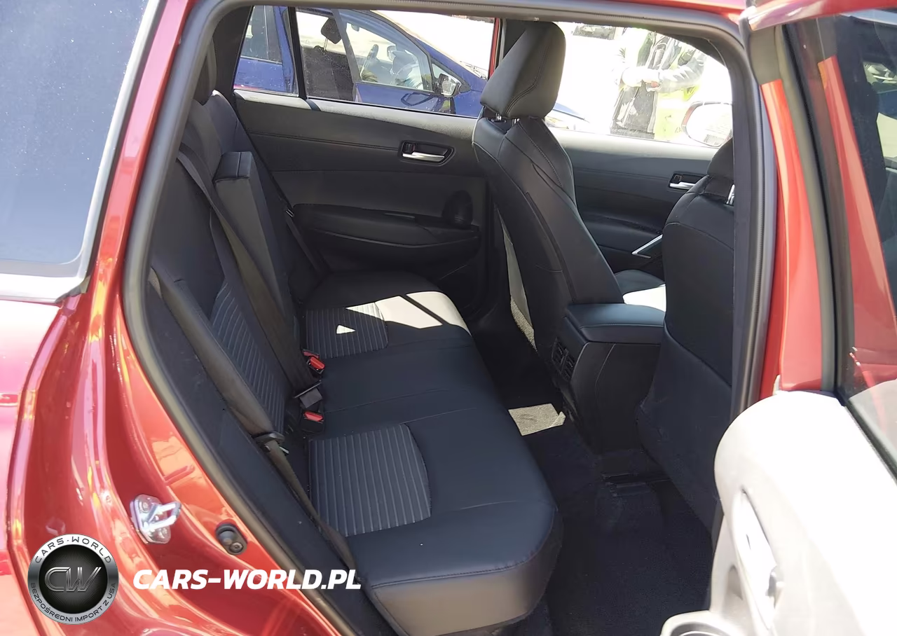2026 Toyota Corolla Cross Hybrid Xse VIN:7MUFBABG8TV101640 - 8