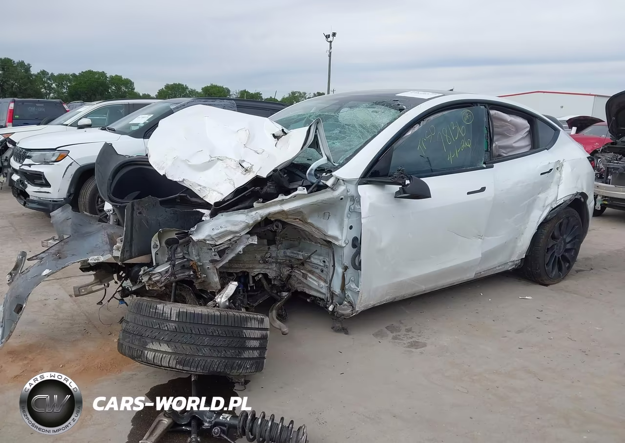 2022 Tesla Model Y Performance Dual Motor All-Wheel Drive VIN:7SAYGDEF9NF453595 - 2