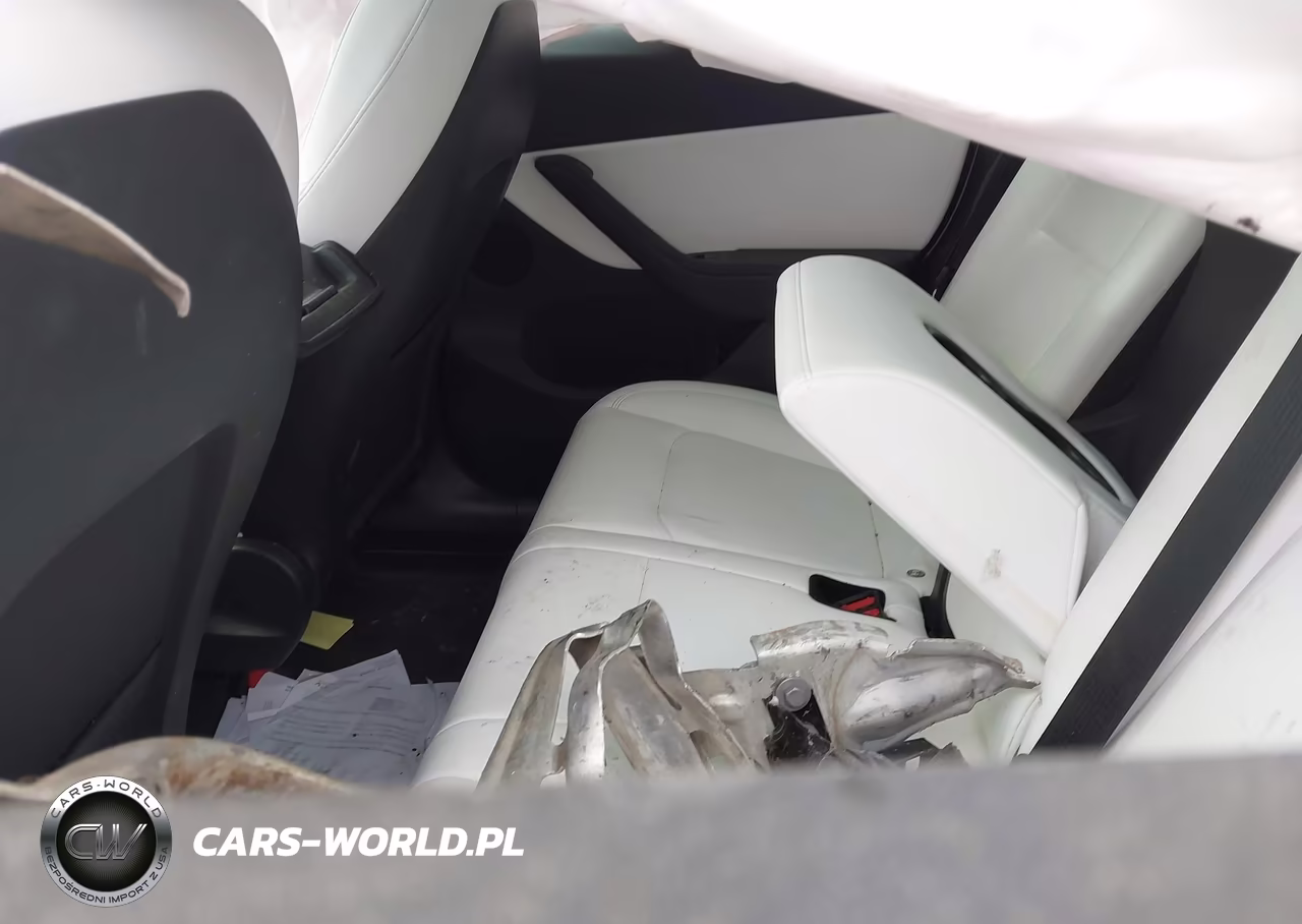 2022 Tesla Model Y Performance Dual Motor All-Wheel Drive VIN:7SAYGDEF9NF453595 - 8