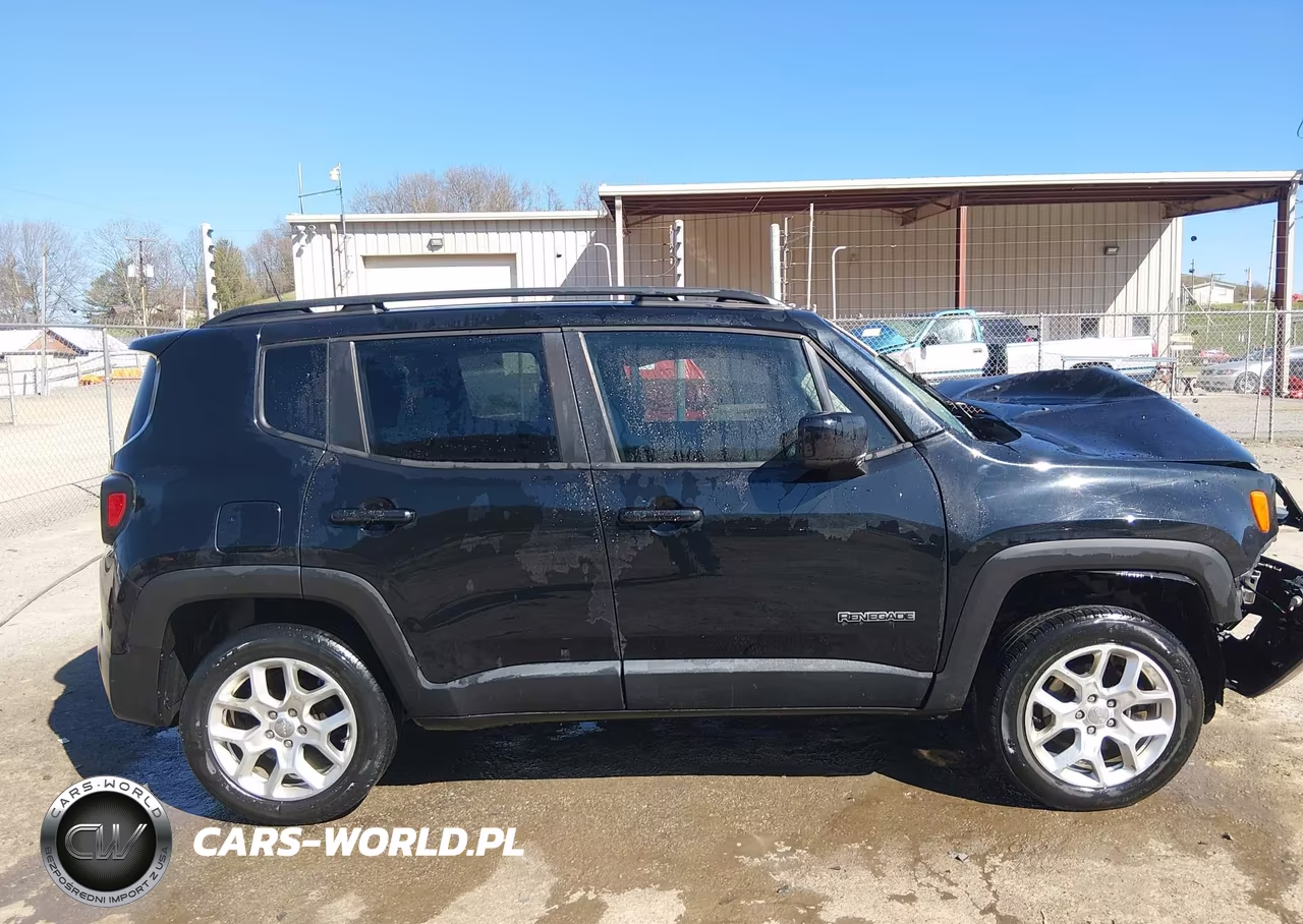 2018 Jeep Renegade Latitude 4X4 VIN:ZACCJBBB3JPG97602 - 13